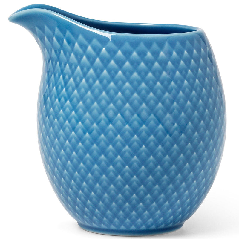 Se Lyngby Porcelæn Rhombe Color mælkekande, blå ✔ Kæmpe udvalg i Lyngby Porcelæn ✔ Meget billig fragt og hurtig levering: 1 - 2 hverdage - Varenummer: KTO-201346 og barcode / Ean: &