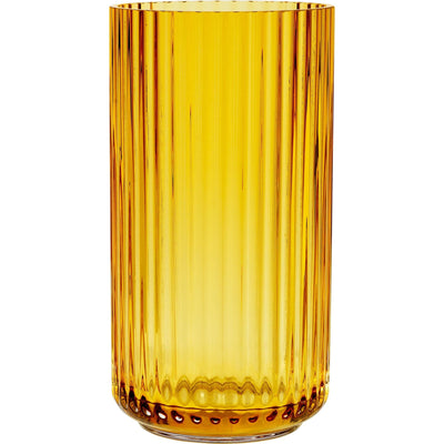 Se Lyngby Porcelæn Lyngbyvasen 15 cm., glas - amber ✔ Kæmpe udvalg i Lyngby Porcelæn ✔ Meget billig fragt og hurtig levering: 1 - 2 hverdage - Varenummer: KTO-200561 og barcode / Ean: '5711507005614 på lager - Udsalg på Vase Spar op til 55% - Over 1354 design mærker på udsalg