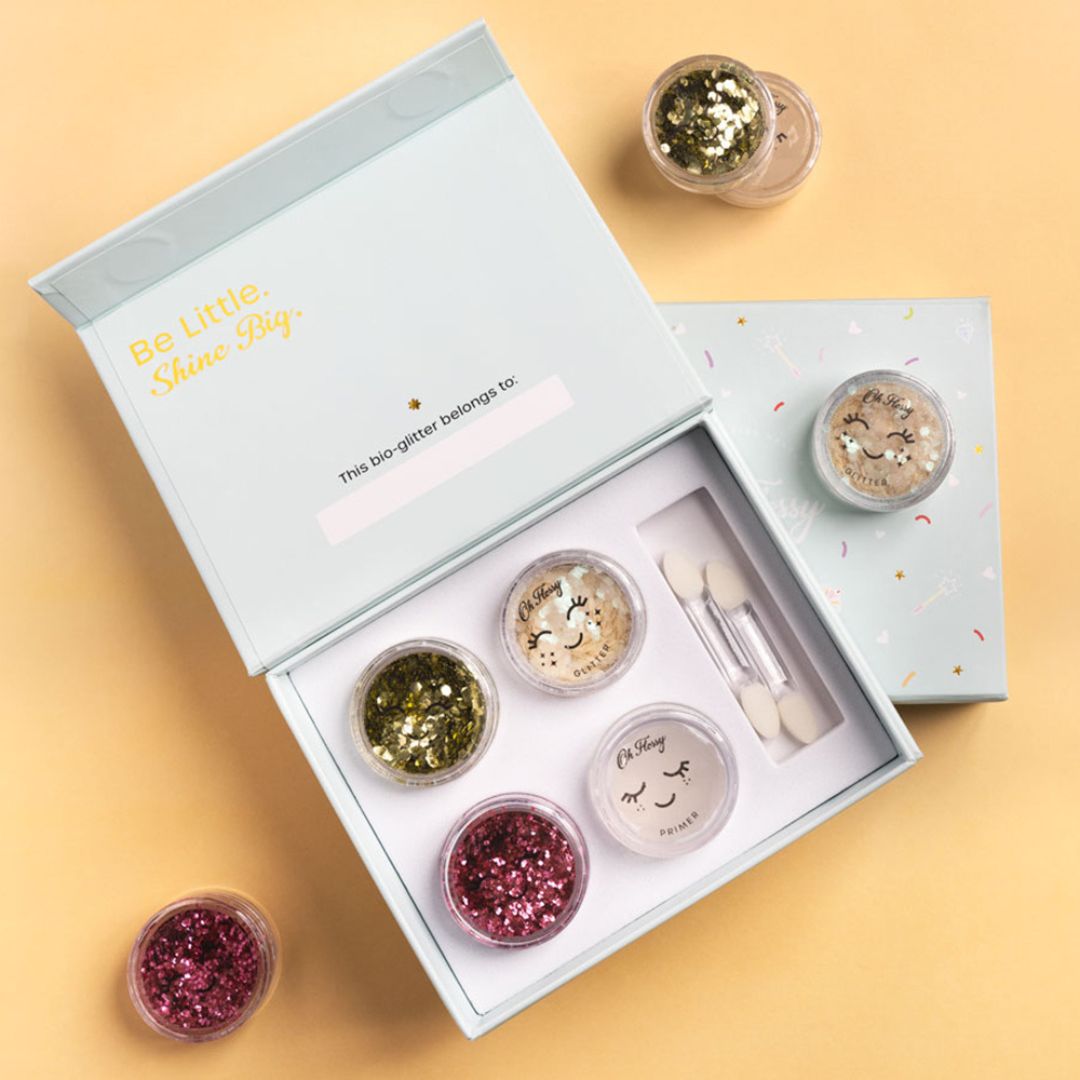 Glimmer makeup-sæt til børn med glitter, primer og applikatorer fra Oh Flossy