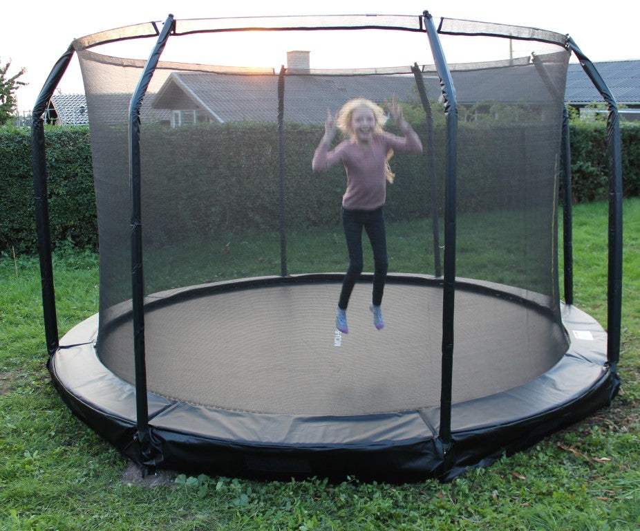Se MCU-Sport NedGravet / Inground Trampolin 4.3M + Sikkerhedsnet ✔ Kæmpe udvalg i MCU-Sport - Køb online på udsalg og tilbud lige nu ✔ Billig fragt og hurtig levering - Varenummer: MMAction-137661 og 5712548137869 på lager - Udsalg på Have Trampoliner Spar stort – op til 71% - 2.739+ mærker samlet til lave priser