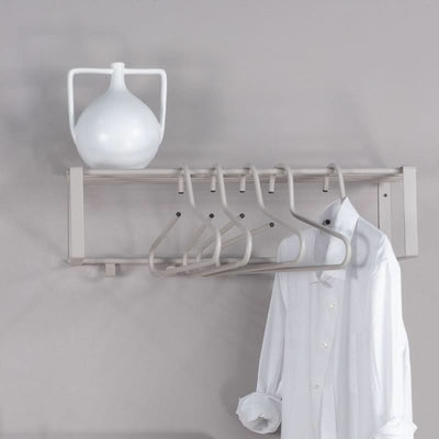 Se billigt tilbud på Dinex Hattehylde i silky taupe metal! Spar op til 64% på udsalg. Hurtig levering, 1-2 hverdage. Køb online nu!