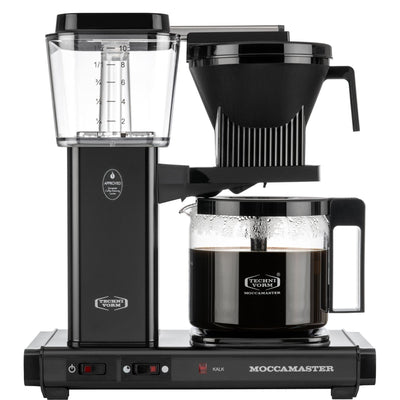 Se Moccamaster Automatic S Kaffemaskine, Black ✔ Kæmpe udvalg i Moccamaster ✔ Meget billig fragt og hurtig levering: 1 - 2 hverdage - Varenummer: KTO-53772 og barcode / Ean: '8712072537729 på lager - Udsalg på Kaffemaskine Spar op til 63% - Over 1334 design mærker på udsalg
