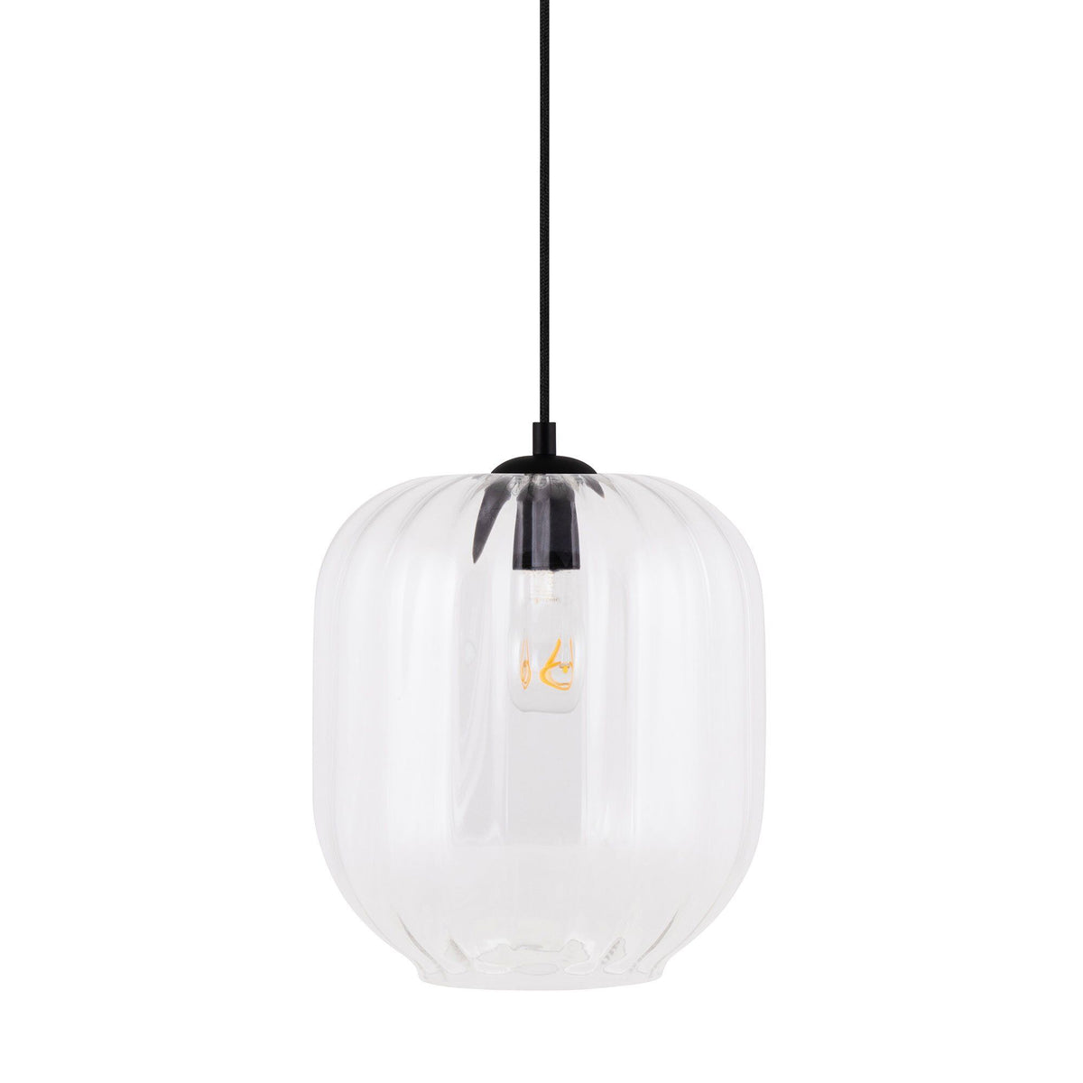 Haze 25 pendellampe i klart mundblæst glas med sorte detaljer fra Globen Lighting