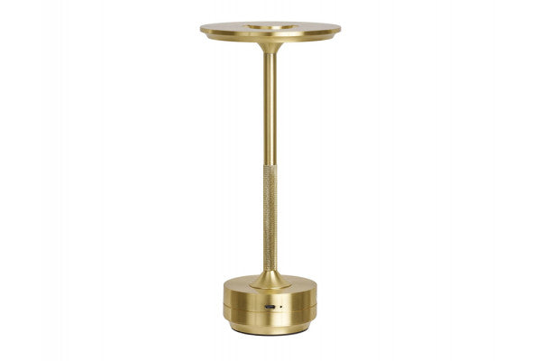 Nordic bordlampe i messing med enkel form og gylden metalfinish