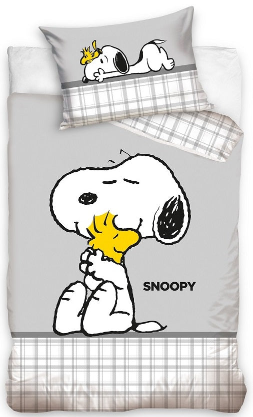 Se Nuser / Snoopy Junior Sengetøj 100x135 cm - 100 procent bomuld ✔ Kæmpe udvalg i Bolig Magasin - Køb online på udsalg og tilbud lige nu ✔ Billig fragt og hurtig levering - Varenummer: MMAction-2040449 og 5904302569041 på lager - Udsalg på Junior Sengetøj Op til 57% rabat - Over 2.739 mærker samlet ét sted