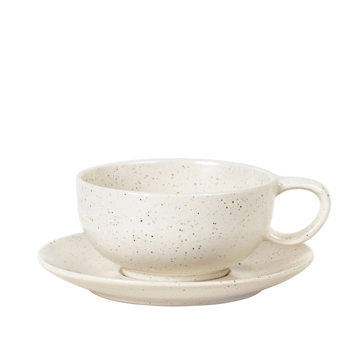 Broste Copenhagen Nordic Vanilla tekop med underkop i cremehvidt stentøj