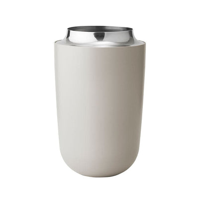 Se Stelton - Concave vase, stor, sand ❤ Stort online udvalg i Stelton ❤ Meget billig fragt og hurtig levering: 1 - 2 hverdage - Varenummer: RKTK-ST-X-141 og barcode / Ean: '5709846020351 på lager - Udsalg på Spar op til 62% - Over 1334 design brands på udsalg