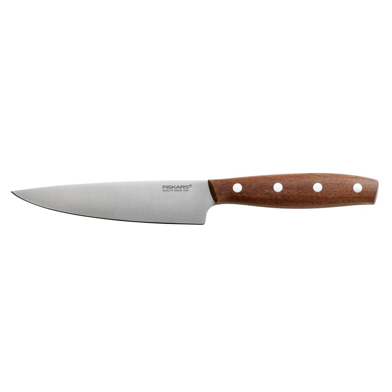 Se Fiskars Norr kniv grønsagskniv ✔ Kæmpe udvalg i Fiskars ✔ Hurtig levering: 1 - 2 Hverdage samt billig fragt - Varenummer: KTT-24322-04 og barcode / Ean: &
