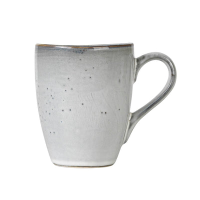 Se Broste Copenhagen Nordic Sand krus med hank 10 cm ❤ Stort online udvalg i Broste Copenhagen ❤ Meget billig fragt og hurtig levering: 1 - 2 hverdage - Varenummer: NDN-26729-01 og barcode / Ean: '5710688077762 på lager - Udsalg på Home & Garden - Kitchen & Dining - Tableware - Drinkware - Coffee & Tea Cups Spar op til 62% - Over 1334 design brands på udsalg