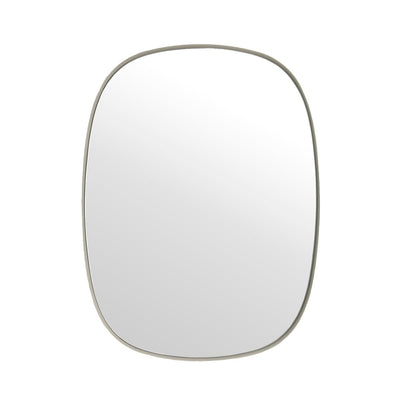 Se Muuto Framed spejl lille grå ✔ Kæmpe udvalg i Muuto ✔ Hurtig levering: 1 - 2 Hverdage samt billig fragt - Varenummer: NDN-27268-01 og barcode / Ean: '5710562219011 på lager - Udsalg på Home & Garden - Decor - Mirrors Spar op til 51% - Over 1160 kendte mærker på udsalg