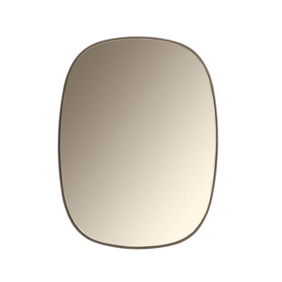 Se Muuto Framed spejl lille taupe ✔ Kæmpe udvalg i Muuto ✔ Hurtig levering: 1 - 2 Hverdage samt billig fragt - Varenummer: NDN-27268-03 og barcode / Ean: '5710562219035 på lager - Udsalg på Home & Garden - Decor - Mirrors Spar op til 66% - Over 1160 kendte mærker på udsalg
