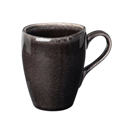 Se Broste Copenhagen Nordic Coal krus med hank 25 cl ✔ Kæmpe udvalg i Broste Copenhagen ✔ Hurtig levering: 1 - 2 Hverdage samt billig fragt - Varenummer: NDN-27931-01 og barcode / Ean: '5710688118809 på lager - Udsalg på Home & Garden - Kitchen & Dining - Tableware - Drinkware - Coffee & Tea Cups Spar op til 63% - Over 1150 kendte brands på udsalg