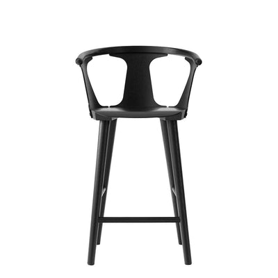 Se &Tradition In Betweem barstol SK7 sortbejdset asketræetræ ✔ Kæmpe udvalg i &Tradition ✔ Hurtig levering: 1 - 2 Hverdage samt billig fragt - Varenummer: NDN-31214-02 og barcode / Ean: '5705385009482 på lager - Udsalg på Furniture - Chairs - Table & Bar Stools Spar op til 54% - Over 1334 design mærker på udsalg