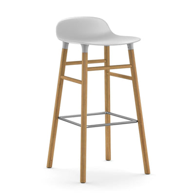 Se Normann Copenhagen Form barstol egeben 75 cm hvid ✔ Kæmpe udvalg i Normann Copenhagen ✔ Hurtig levering: 1 - 2 Hverdage samt billig fragt - Varenummer: NDN-31715-01 og barcode / Ean: '5712396002685 på lager - Udsalg på Furniture - Chairs - Table & Bar Stools Spar op til 58% - Over 1334 design brands på udsalg