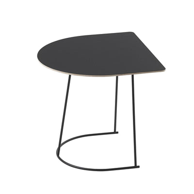 Se Muuto Airy sofabord half size sort ✔ Kæmpe udvalg i Muuto ✔ Hurtig levering: 1 - 2 Hverdage samt billig fragt - Varenummer: NDN-31967-01 og barcode / Ean: '5710562171746 på lager - Udsalg på Furniture - Tables - Accent Tables - Coffee Tables Spar op til 66% - Over 1334 design brands på udsalg