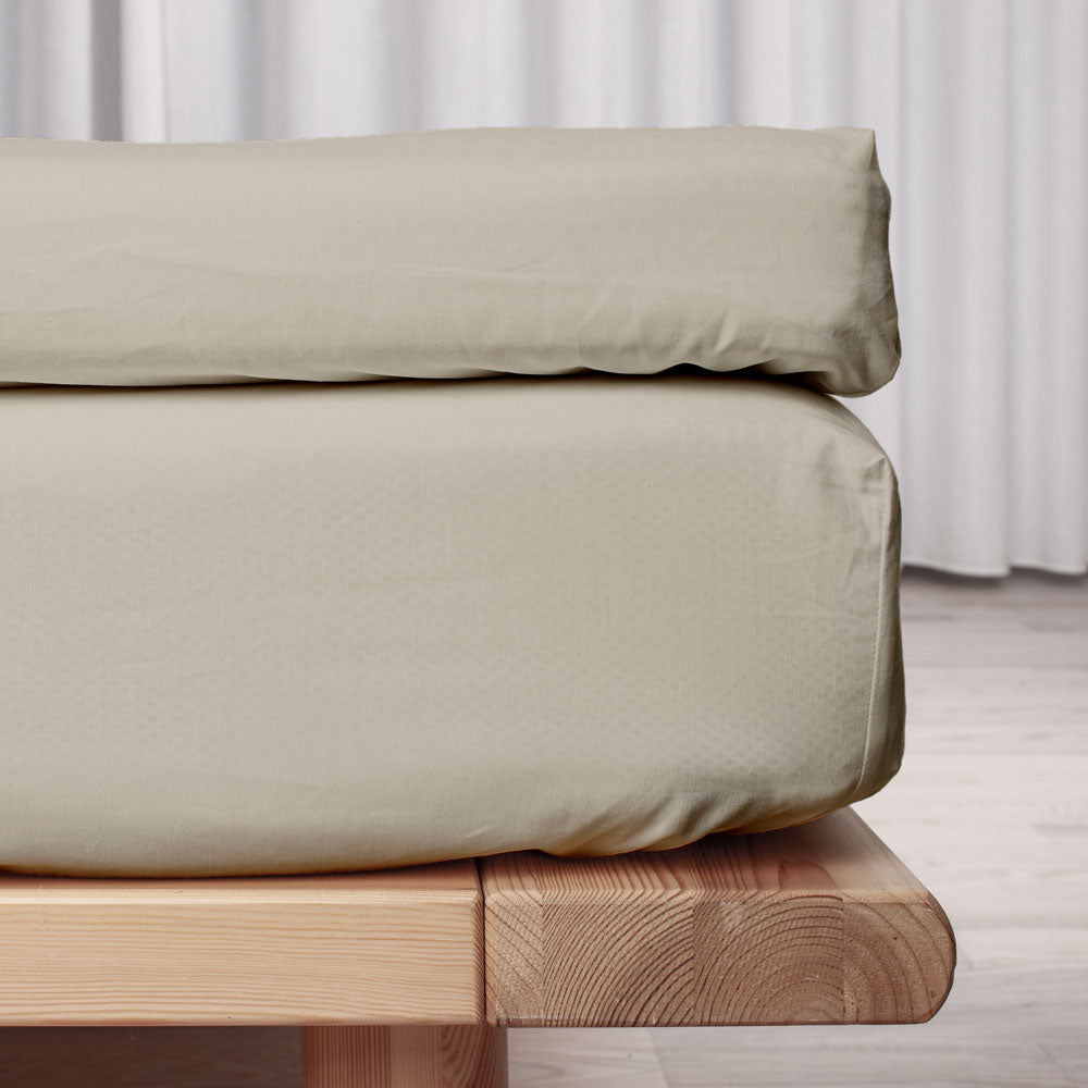 Se Night og Day PERCALE Økologisk Kuvertlagen - 90x210x9+15 cm - Sand ❤ Kæmpe udvalg i Night og Day - Køb online på udsalg og tilbud lige nu ❤ Billig fragt • Hurtig levering - Varenummer: HomeFeeling-4038 - Udsalg på Lagner - Percale lagner - Alle lagner Store besparelser – op til 77% - Shop over 2.281 kendte brands på udsalg