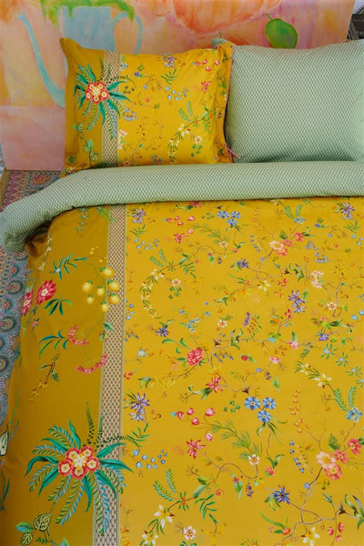 Se billigt Pip Studio sengetøj på udsalg! Duvet cover Petit Fleurs yellow -140 x 200 + 60 x 63. Stort udvalg, hurtig levering og billig fragt. Køb nu!
