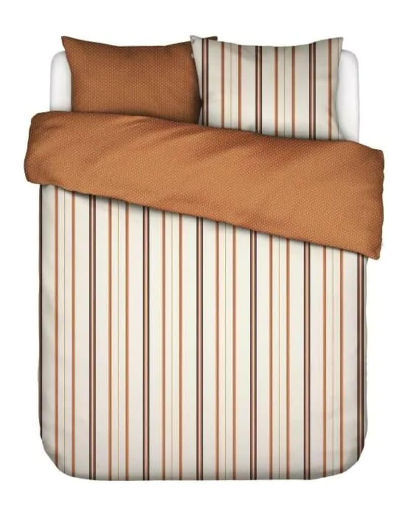 Se billigt tilbud på Meryl Vanilla dobbeltdyne 200x200+2/60x63! Udsalg på Essenza med hurtig levering (1-2 hverdage) og billig fragt. Spar op til 53%.