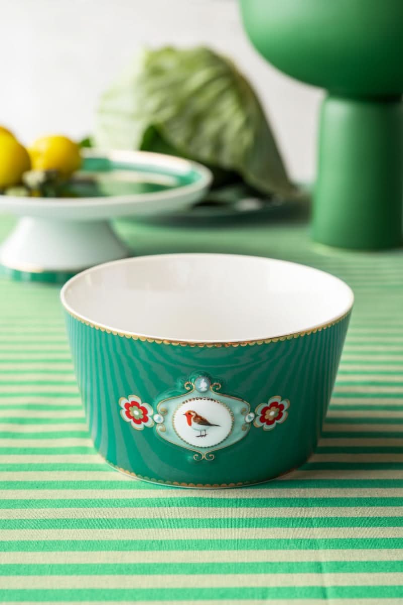 Se Bowl Love Birds Medallion Emerald 15cm på tilbud! Billigt udsalg på Pip Studio. Hurtig levering, 1-2 hverdage. Spar op til 53%. Køb nu!