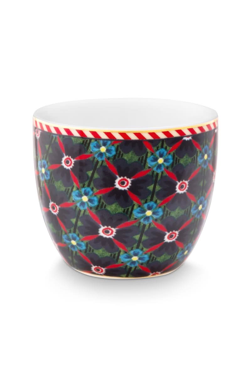 Se billigt tilbud på Berry Blues Egg Cup Clover Green Ø4.7cm! Spar op til 54% på udsalg. Hurtig levering, billig fragt. Køb online nu!