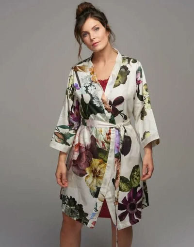 Se Essenza Fleur Kimono Ecru XS på tilbud! Billig fragt & hurtig levering (1-2 hverdage). Spar op til 58% på udsalg. Over 1354 designmærker på tilbud.