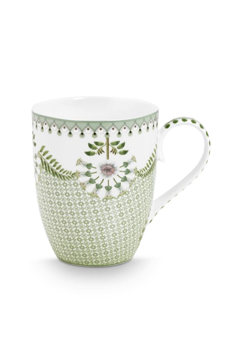 Se Pip Studio Mug Large Lily&Lotus Tiles Light Green 350ml på tilbud! Billigt udsalg med hurtig levering (1-2 hverdage) og billig fragt. Over 1334 design brands på udsalg.