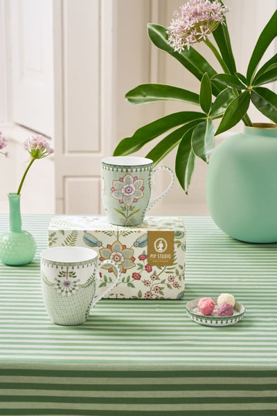 Se billigt tilbud på Pip Studio Mugs! Spar op til 67% på Lily&Lotus Light Green 350ml. Hurtig levering, 1-2 hverdage. Køb nu!