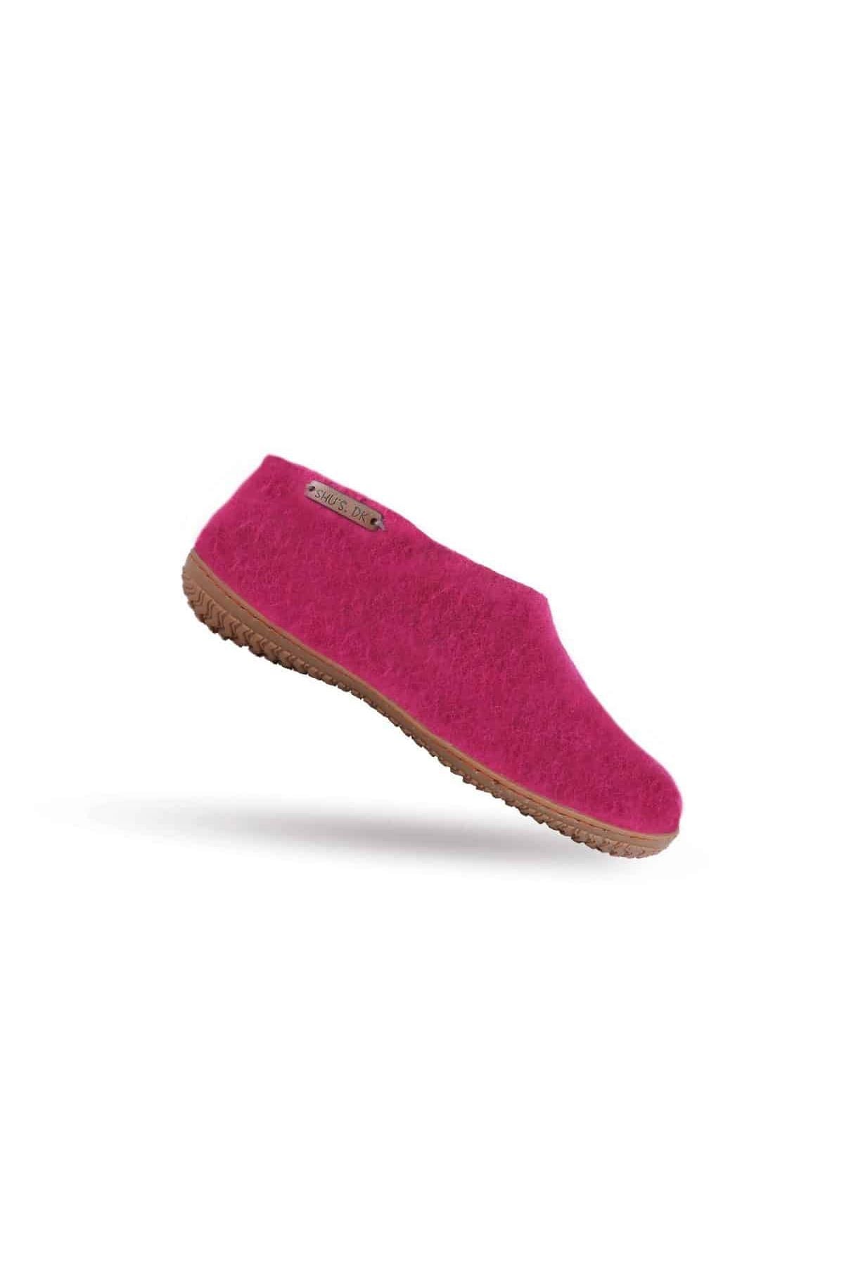 Pink håndlavet uldhjemmesko med gummisål fra SHUS.dk
