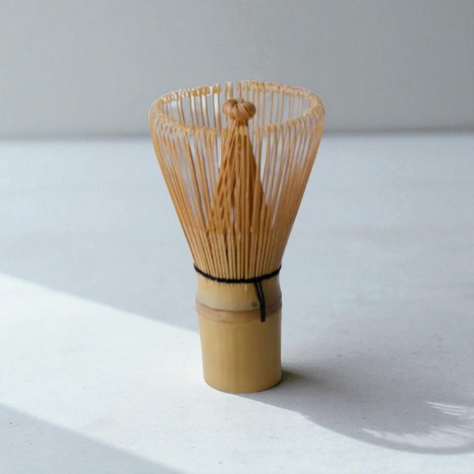 Traditionelt bambuspiskeris til matcha fra Matchacha