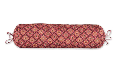 Se PIP Poppy Stitch roll cush Red 22x70 på tilbud! Billigt udsalg på Pip Studio. Hurtig levering, 1-2 hverdage. Spar op til 57%.
