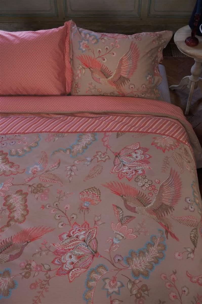 Se Pip Studio Royal Birds Khaki sengetøj på udsalg! Billigt tilbud på 140x220 cm + pude. Spar op til 62%! Hurtig levering, køb online nu!