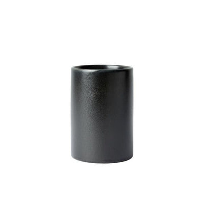 Se Aida - RAW Titanium black - Redskabskrukke H15xD10 cm ✔ Kæmpe udvalg i Aida ✔ Hurtig levering: 1 - 2 Hverdage samt billig fragt - Varenummer: RKTK-AI14828 og barcode / Ean: '5709554148286 på lager - Udsalg på Spar op til 53% - Over 1122 kendte brands på udsalg