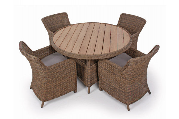 Rio Dusty havemøbelsæt med rundt bord og fire spisestole i dusty polyrattan