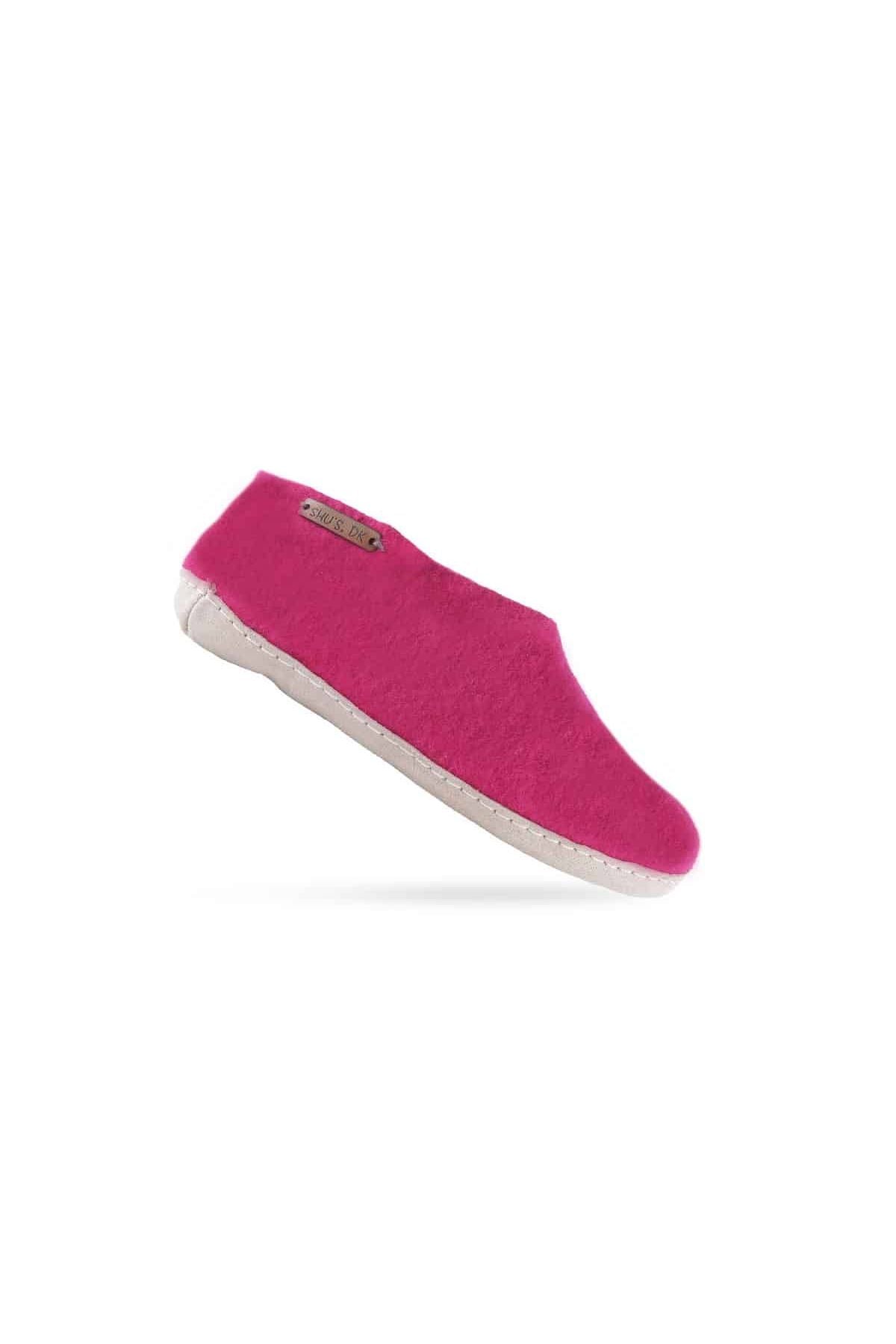 Pink håndlavet uldhjemmesko med ruskindssål fra SHUS.dk