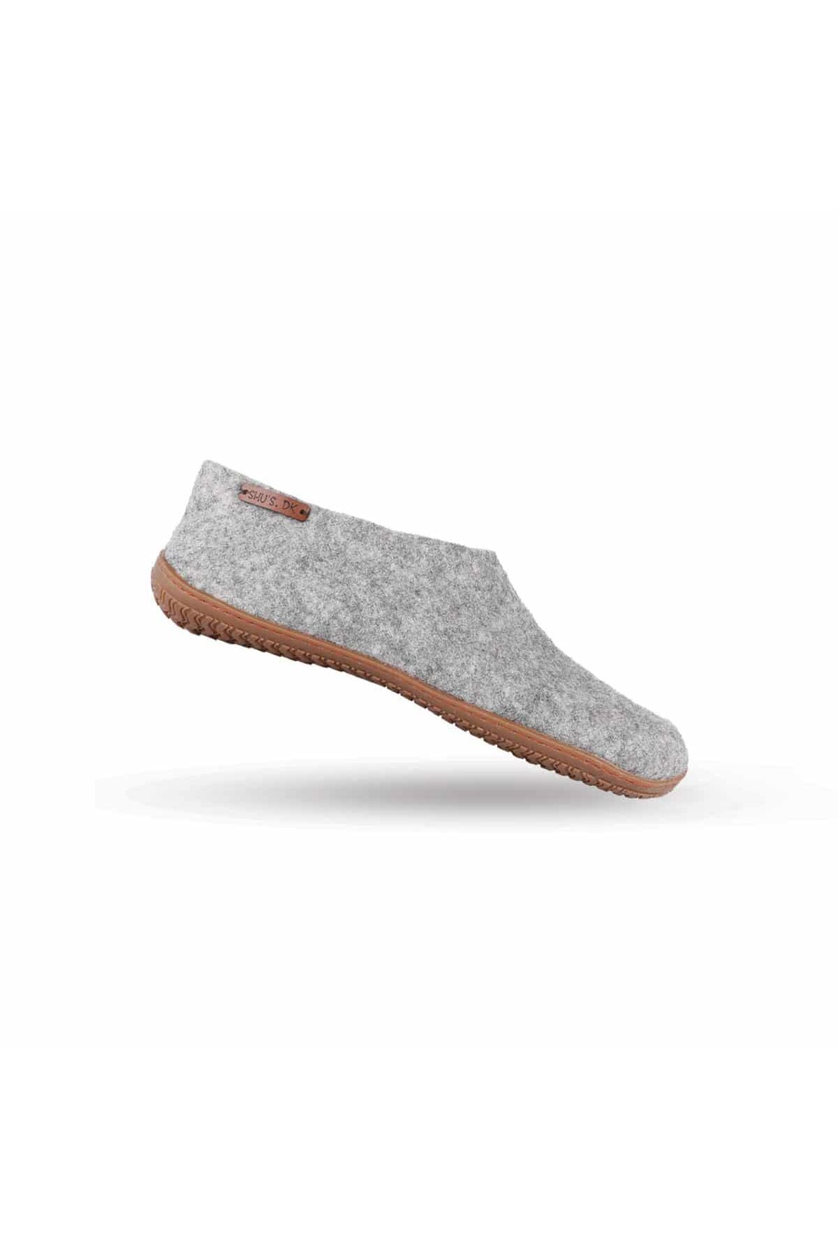 Grå håndlavede uldhjemmesko i ren uld, dansk design fra Shus