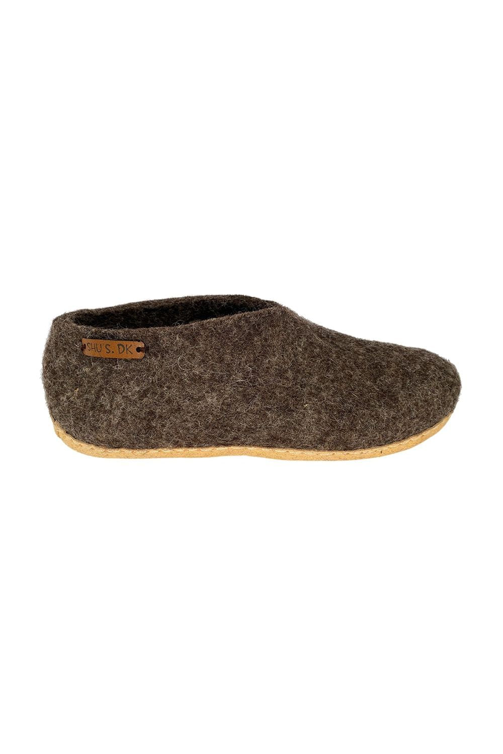Se Uldhjemmesko (100% ren uld) - Model Brun m/sål i skind - 37 ✔ Kæmpe udvalg i Satana - Køb online på udsalg og tilbud lige nu ✔ Billig fragt • Hurtig levering - Varenummer: Satana-44298236919886 på lager - Udsalg på Sundhed > Få op til 67% i rabat - Shop populære mærker fra over 2.739 brands