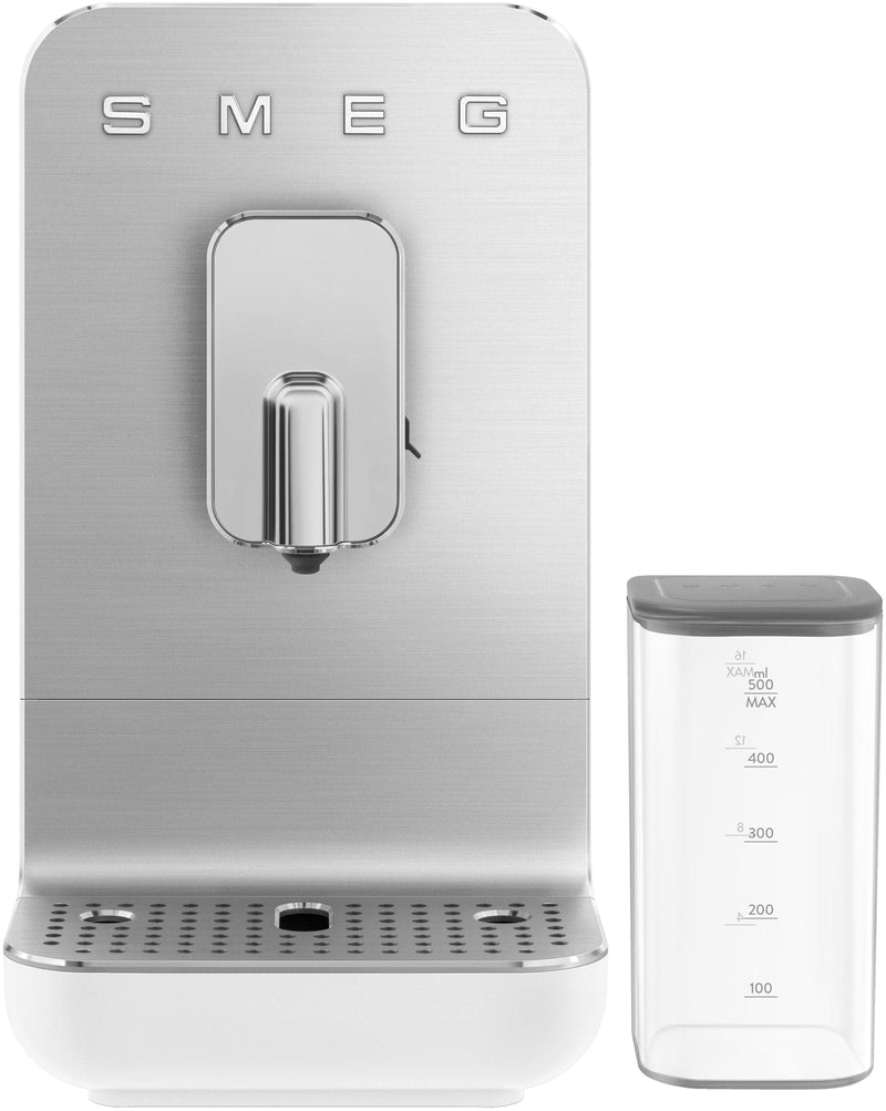 Se Smeg espressomaskine BCC13WHMEU (hvid) ✔ Kæmpe udvalg i Smeg ✔ Meget billig fragt og hurtig levering: 1 - 2 hverdage - Varenummer: ELG-698756 og barcode / Ean: &
