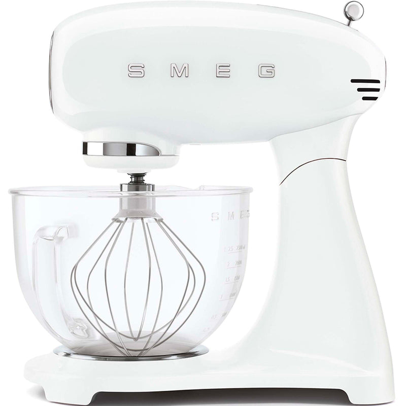 Se Smeg Køkkenmaskine 4,8 liter, hvid (med glasskål) ✔ Stort online udvalg i Smeg ✔ Hurtig levering: 1 - 2 Hverdage samt billig fragt - Varenummer: KTO-SMF13WHEU og barcode / Ean: &