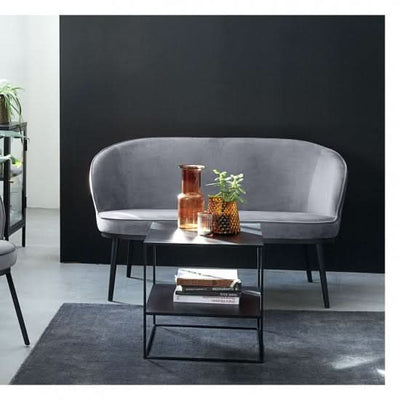 Se tilbud på Metalica sofabord i sort metal, 65 x 65 cm. Billigt udsalg! Hurtig levering, 1-2 hverdage. Varenummer: 3NDC-3171. Spar op til 61%.