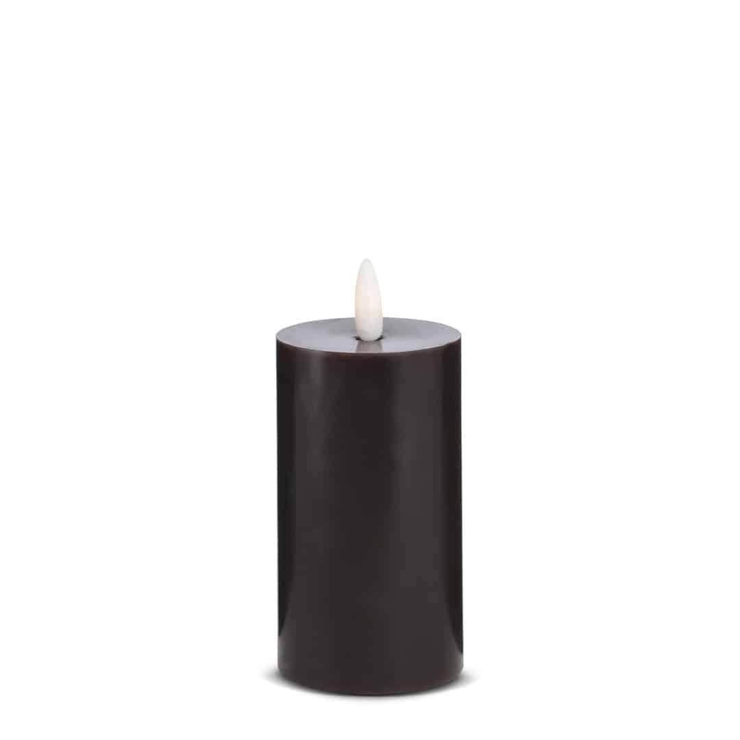 Se LED Stearinlys - 1 stk. - ø55 x 125 cm - m/3D flamme - (flere farver) - Sort ✔ Kæmpe udvalg i Satana - Køb online på udsalg og tilbud lige nu ✔ Meget billig fragt og hurtig levering - Varenummer: Satana-390978 på lager - Udsalg på Hjertet Op til 63% rabat - Over 1.329 brands på online udsalg