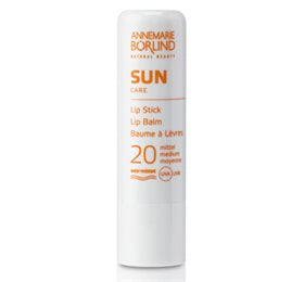 Se Annemarie Börlind SUN Lip Balm SPF 20 ✔ Kæmpe udvalg i Annemarie Börlind - Køb online på udsalg og tilbud lige nu ✔ Billig fragt og hurtig levering - Varenummer: Helsegrossisten-20243 og 4011061007767 på lager - Udsalg på Personlig pleje > Ansigt > Læbe pleje Op til 57% rabat - 2.739 mærker med vilde rabatter