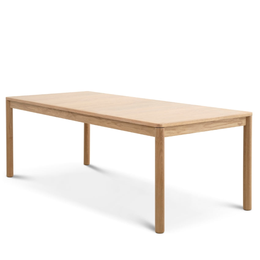 Scandinavian Living Martin spisebord i egetræ, 95 cm bredt og 220 cm langt