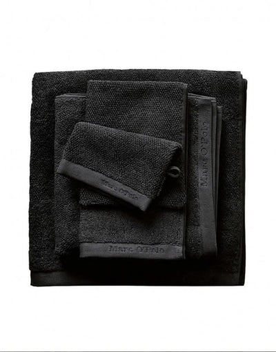 Se tilbud på Marc O'Polo Timeless Håndklæder Sort-Badehåndklæde 70 x 140 cm. Billigt udsalg! Hurtig levering: 1-2 hverdage. Spar op til 54%.
