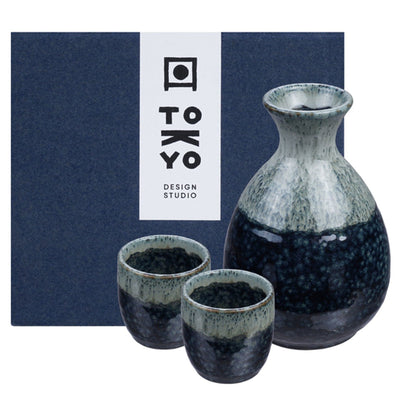 Se Tokyo Design Studio Namako Unofu sake sæt, 3 dele ✔ Kæmpe udvalg i Tokyo Design Studio ✔ Meget billig fragt og hurtig levering: 1 - 2 hverdage - Varenummer: KTO-16542 og barcode / Ean: '8719323522756 på lager - Udsalg på Karaffelsæt Spar op til 59% - Over 1354 design mærker på udsalg