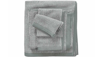 Se tilbud på Marc O'Polo Timeless Stripe Håndklæder grøn/off white - Gæstehåndklæde 30x50. Billigt udsalg! Hurtig levering: 1-2 hverdage. Varenummer: CADEC-5339761774fb-978.