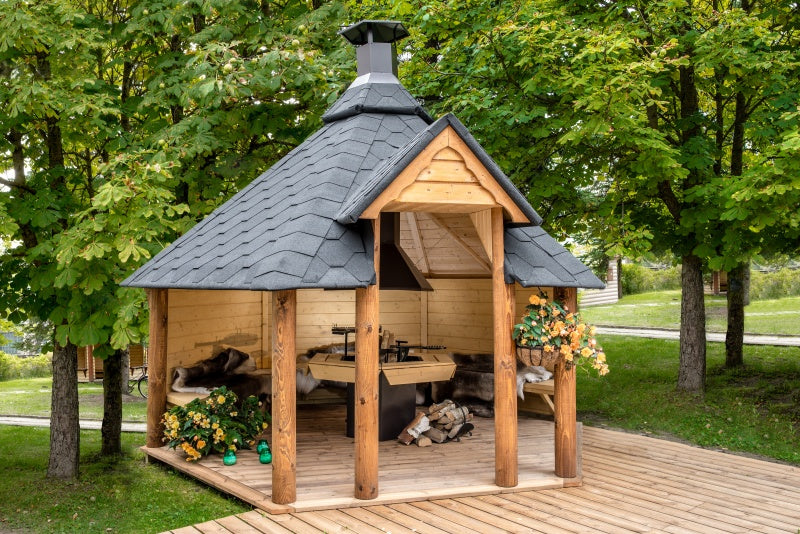 Åben grillhytte i træ på 9,2 m² i haven