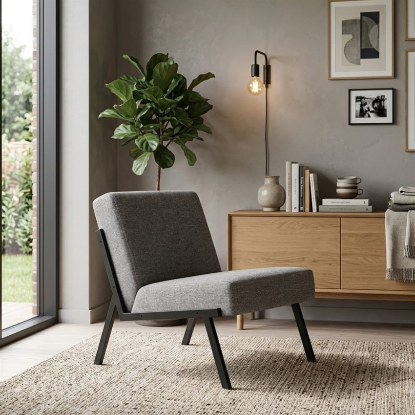 Innovation Living Vikko loungestol i varianten Twist / Granite