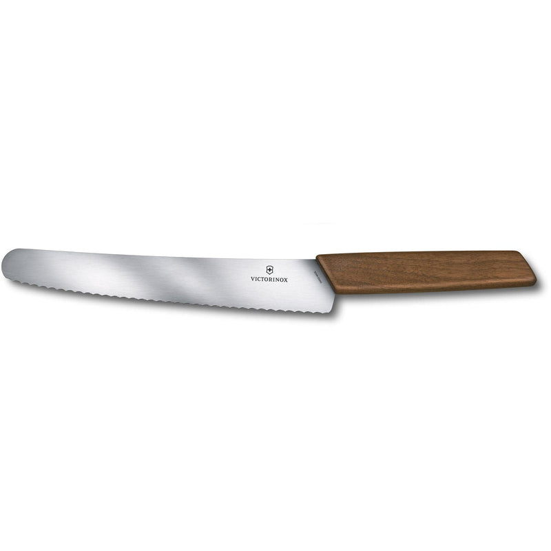 Se Victorinox Swiss Modern brødkniv 22 cm, valnød ✔ Stort online udvalg i Victorinox ✔ Hurtig levering: 1 - 2 Hverdage samt billig fragt - Varenummer: KTO-6.9070.22WG og barcode / Ean: &