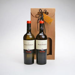 Vinkasse med bånd som gaveindpakning til to eller tre vinflasker