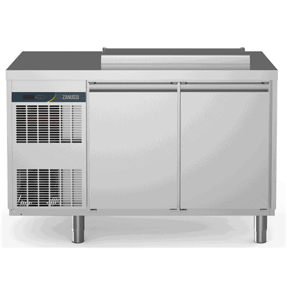 Zanussi koldjomfru med 290 liters kapacitet, to låger og brønd